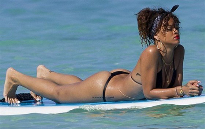 Rihanna-surf-string-thong-sexy-hot