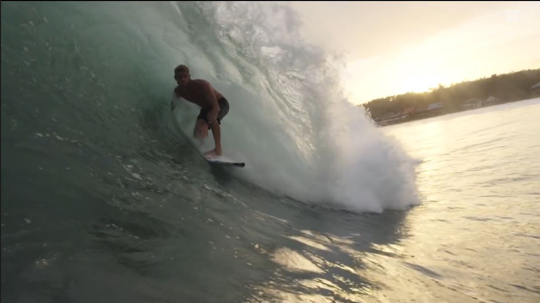 Mick Fanning à Sumatra