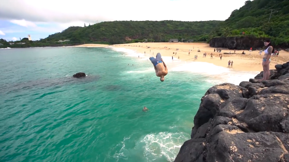 Cliff Jumping Hawaii 2016 Insane Dives