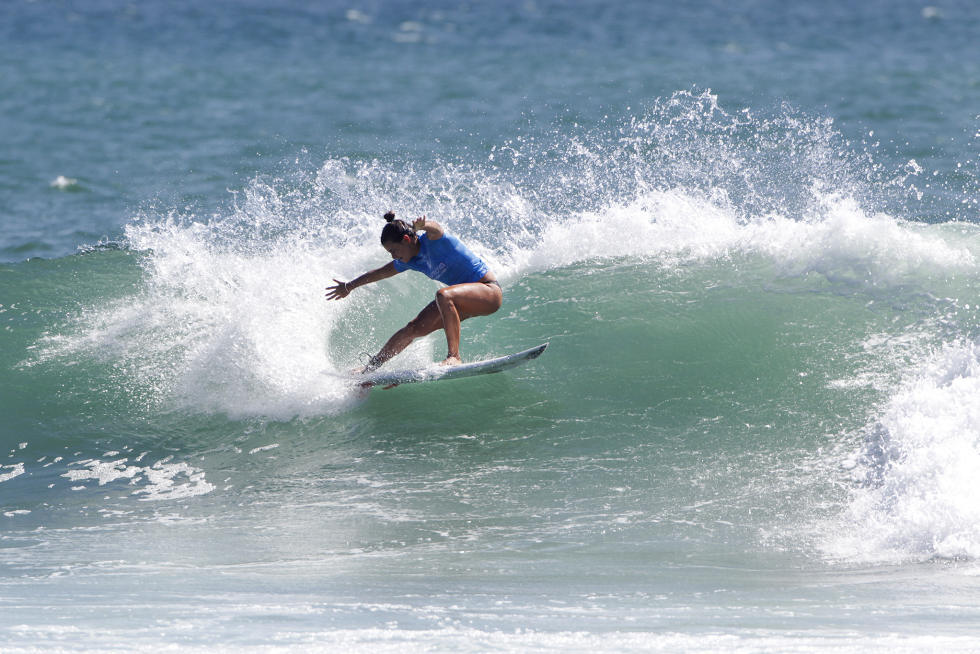 johanne defay surf swatch pro trestles 2016