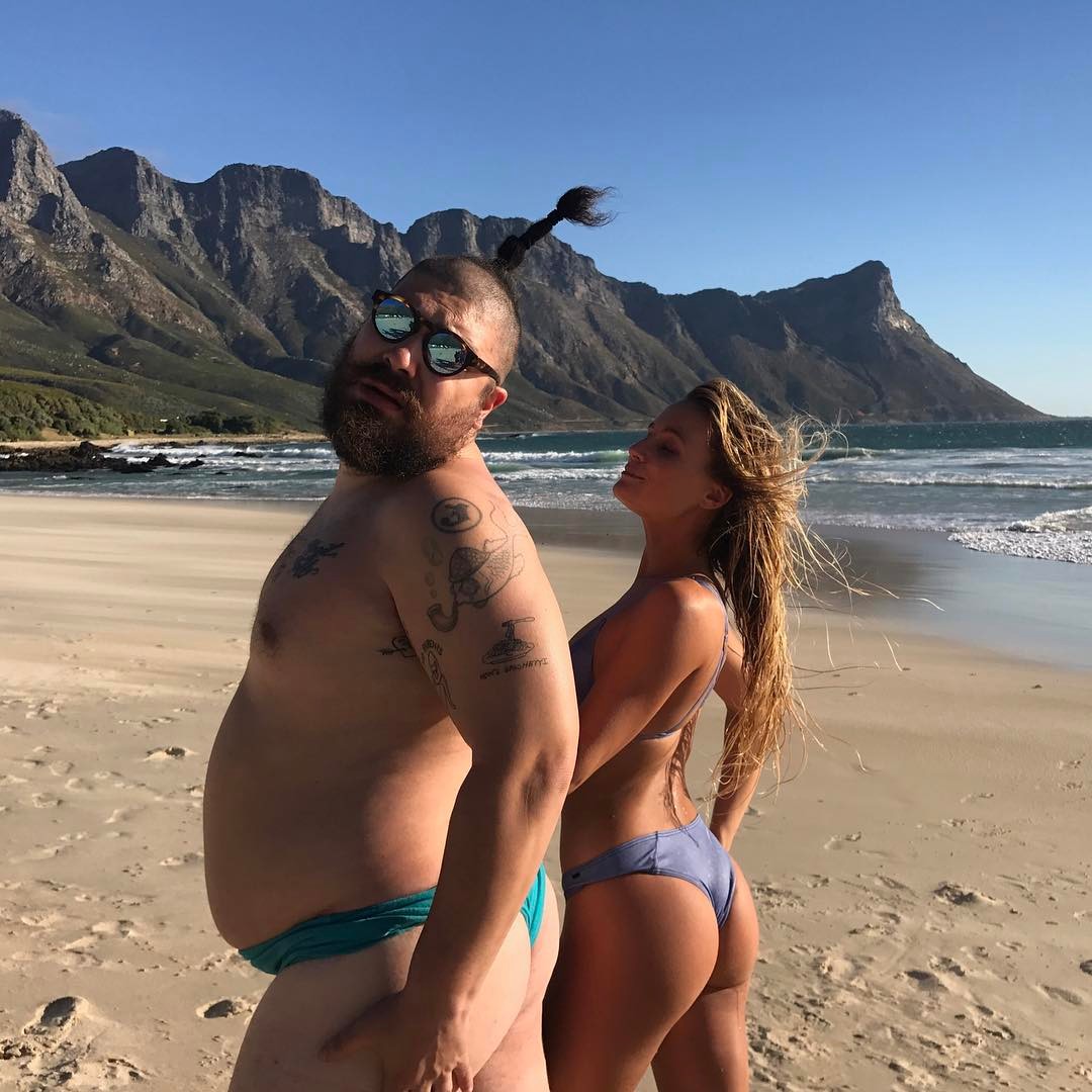 Alana Blanchard surf nude thong bikini string hot sexy sex ass nude naked