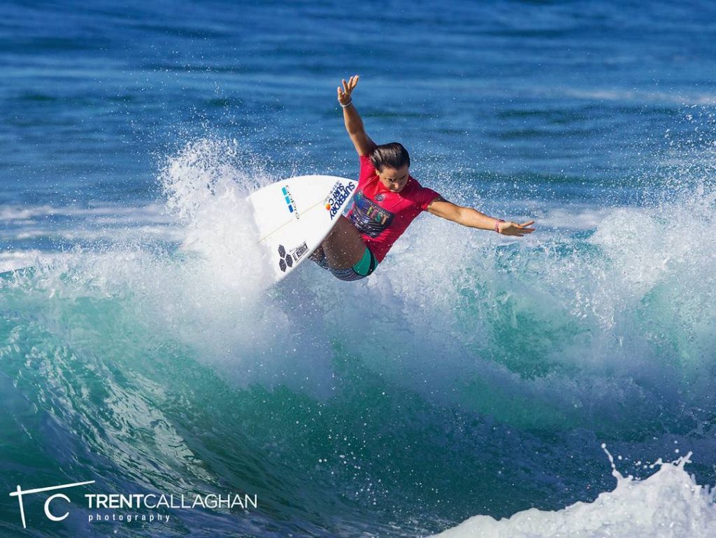 Johanne Defay lance sa saison 2017 par une victoire en QS surf