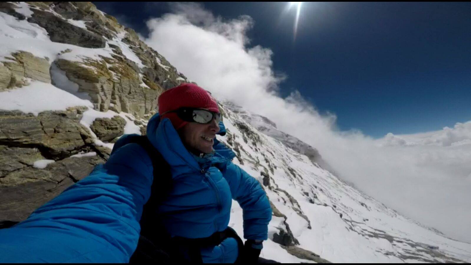 Kilian Jornet réalise une 2e ascension de l'Everest (8848m) sans oxygène en moins d'une semaine
