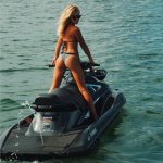 Bree Kleintop surf hot sexy bikini thong string nue nude