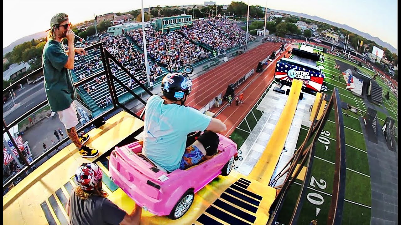 Ryan Williams sur sa "toy-car"