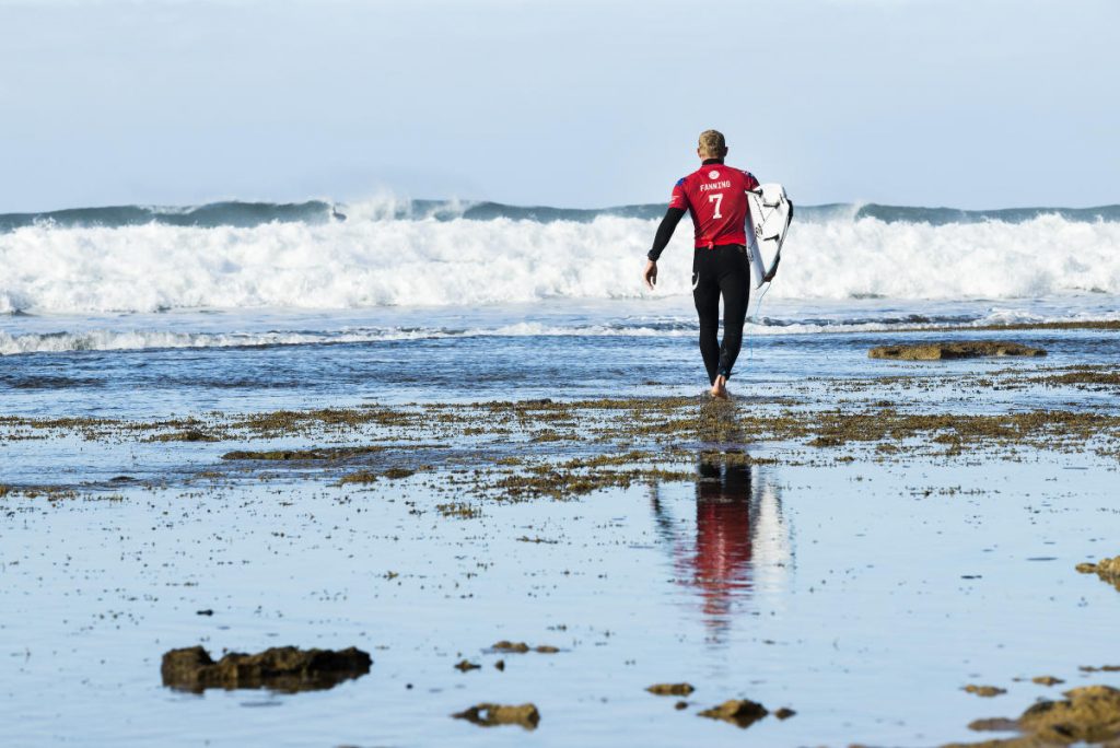 Mick Fanning surf finale rip curl pro bells beach australia