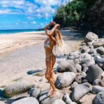 alana blanchard moana bikini string thong ass nude nue sexy topless